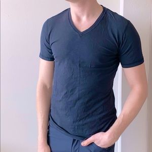 5 Year Basic V - Black